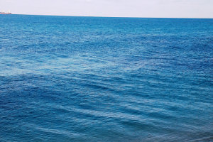Море